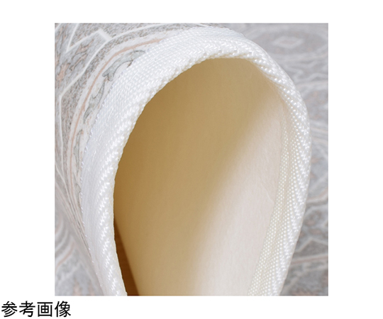 拭けるマットシリーズ　フィレンツェ　トイレマット　800×1150mm 明るい色合いのトイレマットが床に敷かれている様子