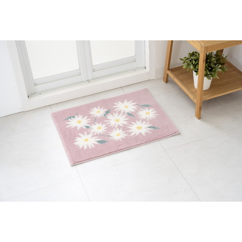 バスマット　オカ　カンドリョウコウ45x60cm　P　ピュアデイジー 優しい色合いの花柄が施されたバスマットの上面が見える状態