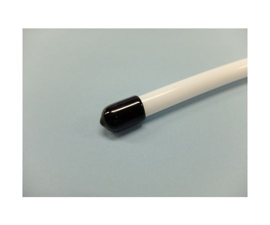 エンドキャップ　13Φ用　20個入 透明なパッケージに収められた黒いエンドキャップが整然と並ぶ様子