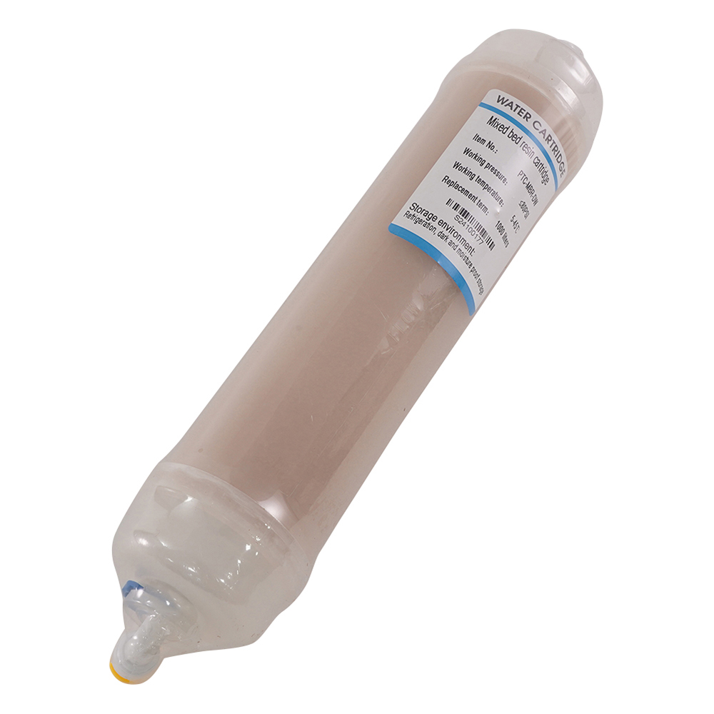 純水製造装置　イオン交換樹脂カートリッジ画像