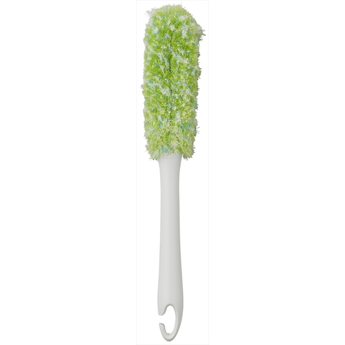 掃除ブラシ　バスボンくん抗菌　おててスッキリブラシ短柄 商品が立てて置かれ、短柄のブラシ部分と抗菌機能を示すデザインが見える状態