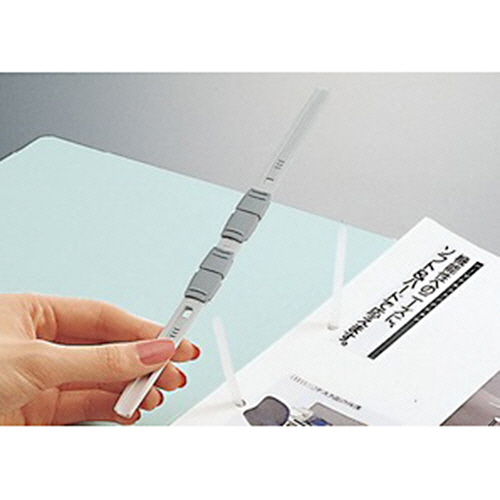 ﾌﾗｯﾄﾌｧｲﾙV(樹脂製とじ具) B5ﾀﾃ 150枚収容 背幅18mm 青 1ﾊﾟｯｸ(10冊) パッケージが正面から見える状態で、鮮やかな青色の表面が特徴的な10冊入りの製品。