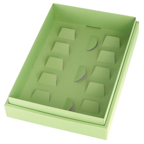 ギフト箱 ギフトBOXフリー 中 グリーン ヤマニパッケージ ふっくらとした緑色のギフトボックスが横置きにされている様子
