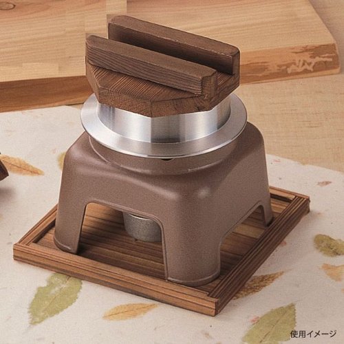 和食用品 M10-125 お釜かまどセット(大) 素焼き茶 木(蓋・敷板) マイン画像