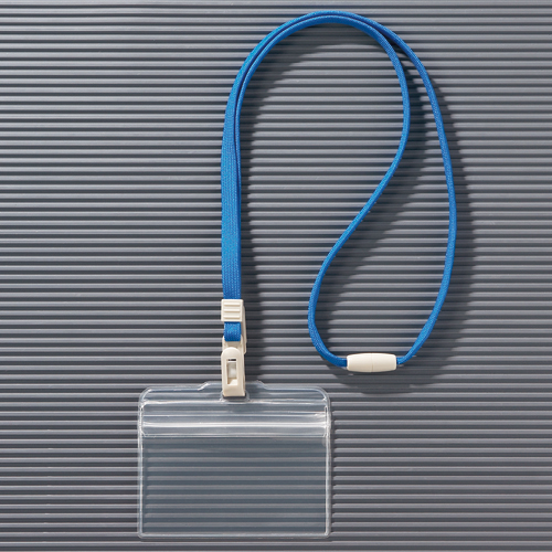 つりさげﾁｬｯｸ式名札 ﾖｺ型 ｿﾌﾄﾀｲﾌﾟ 平ひも ﾌﾞﾗｯｸ 1ﾊﾟｯｸ(10個)画像