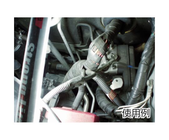 ハンドライト 充電式コードレスライト（電池パック付） 耐薬品 明るさ460lm 電源ボタンと充電ポートが見える側面のアップショット