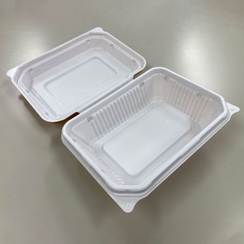 弁当容器 BF-610 栓木B シーピー化成 透明な弁当容器の蓋が開いた状態で、中身が見える様子