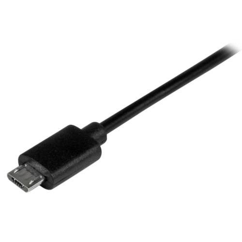 USB　C-MicroB変換ケーブル　0.5m　ブラック　1本 細長い黒いケーブルが平らに置かれている様子