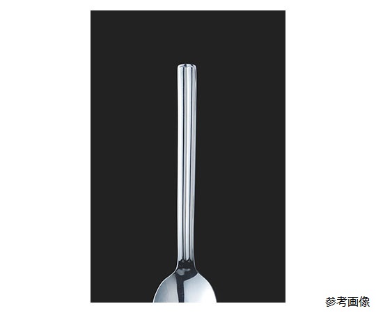 18-8サクセス　シュガースプーン 光沢感のある金属製のスプーンが持ち手部分を上に向けて置かれている様子