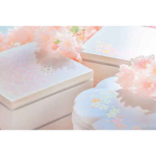 お重　2段　15.0角二段重　桜 優雅な桜の模様が施された二段重のセット