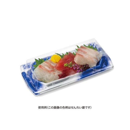 刺身容器 堤盛 25-12B 凍結銀 リスパック 透明な容器に収められた刺身、蓋が薄く緩やかに開いている様子
