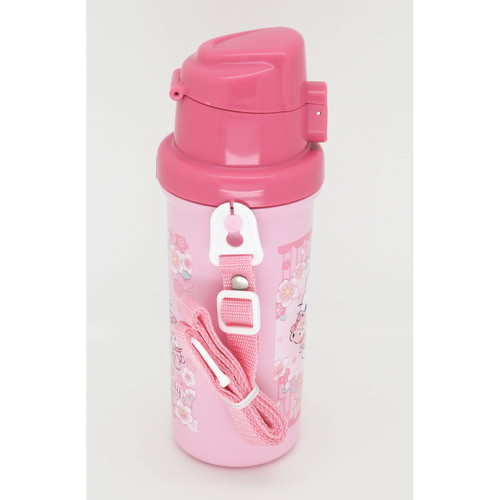 水筒　プラスチック　直飲み　軽量　ハローキティ　サクラ　600ml　子供 可愛らしい桜柄が施された直飲み口の付いた水筒が正面に立っている状態