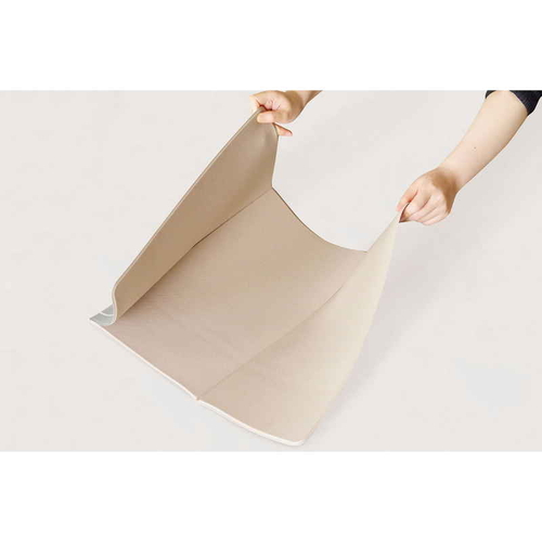 もう油汚れを気にしない!拭けるキッチンマット45×75　モダン 厚手の素材で、シンプルなデザインが特徴的なキッチンマットの全体像