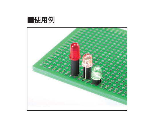 LED用スペーサー　6mm（100個入） 透明なプラスチック袋に入った100個の小さなスペーサーが均等に並んでいる様子