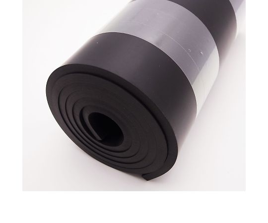 ゴムシート　5mm×200mm×1m 黒いゴムシートが立てて配置された状態、表面は滑らか。