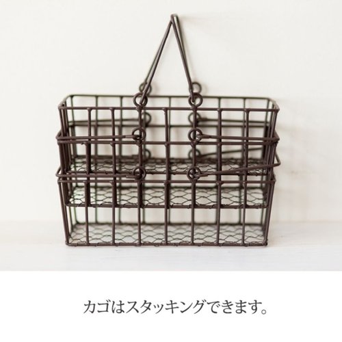 フラワー什器 ワイヤー角底カゴ-M ダークブラウン(6個) ヘッズ ダークブラウンのワイヤー角底カゴが整然と並ぶ様子
