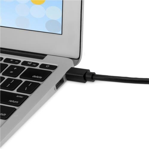 Mini　DisplayPort　1.2変換ケーブル　3m　4K/60Hz　オス-オス　ブラック　1本 細長い黒いケーブルが直線的に置かれている状況