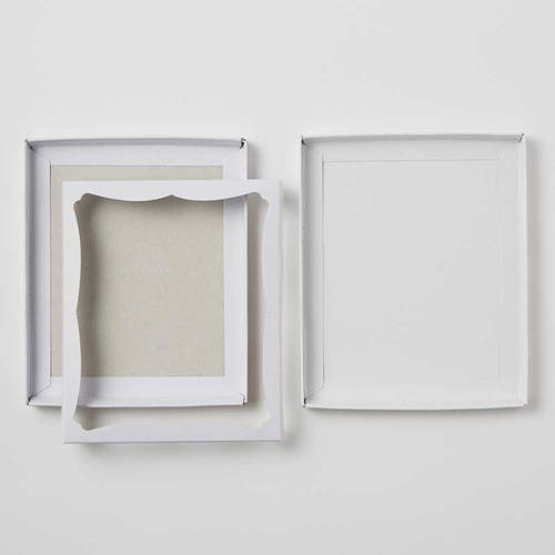 ハンカチの梱包・包装に最適な中枠付きギフトボックス（白）