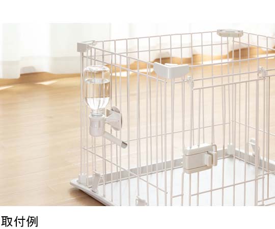 給水ボトル マットホワイト マットな質感のスリムな容器が正面から見える状態