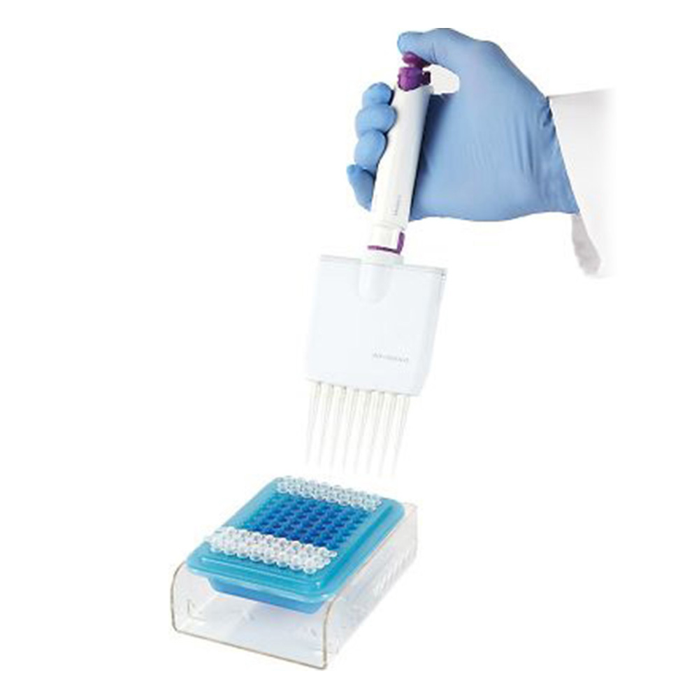 PCRクーラー（96ウェル）　ライトブルー　2個入画像