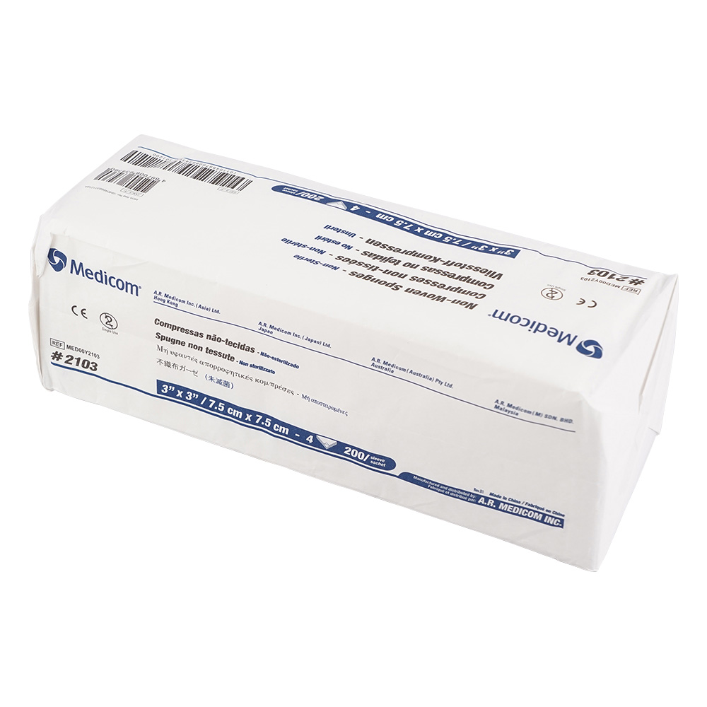 メディコム　不織布ガーゼ　150×150mm　1パック(200枚入)
