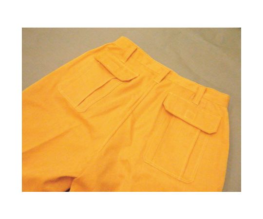 ハイブリッド（耐熱・耐切創）作業服　ズボン　ネイビーブルー ズボンの前面が見える状態で、両サイドにポケットが備わっている。