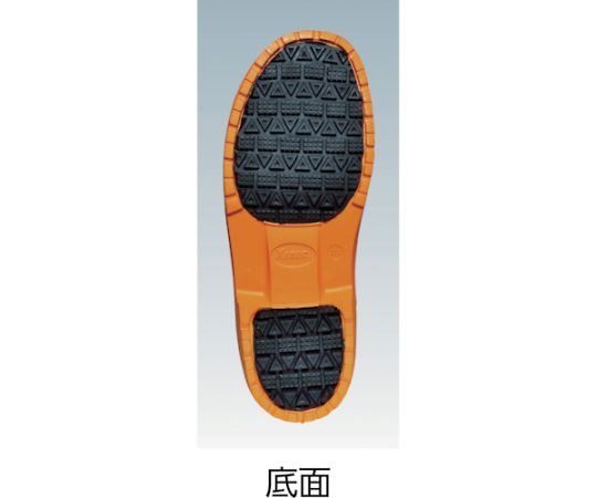 EVAめちゃ軽防寒長靴　85712　OD　L 全体が緑色の防寒長靴が、地面に無造作に置かれた状態。