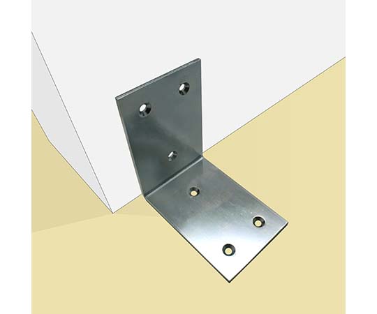 巾広アングル　セット　横90mm×縦90mm×幅60mm　10個入 正面から広げられたパッケージがテーブルの上にある様子