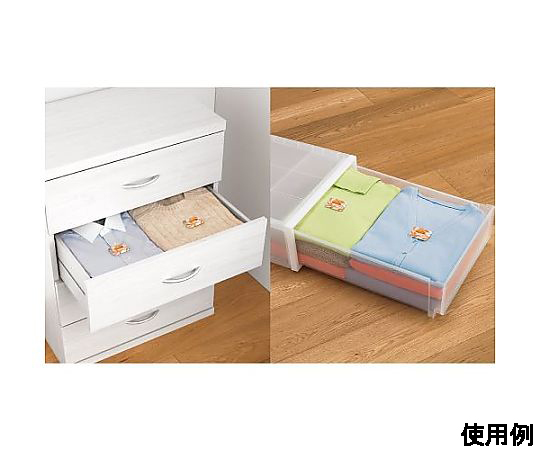 防虫剤(引き出し・衣装ケース用/32個) パッケージが斜め上から撮影され、内容物の一部が見える状態