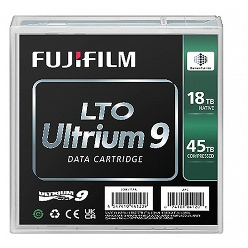 LTO Ultrium9 データカートリッジ バーコードラベル(縦型)付 18TB/45TB 1パック(5巻)