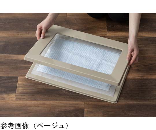スクエアドッグトレー ワイド ベージュ 柔らかなベージュの表面におしゃれなデザインが施されたトレーの全体像