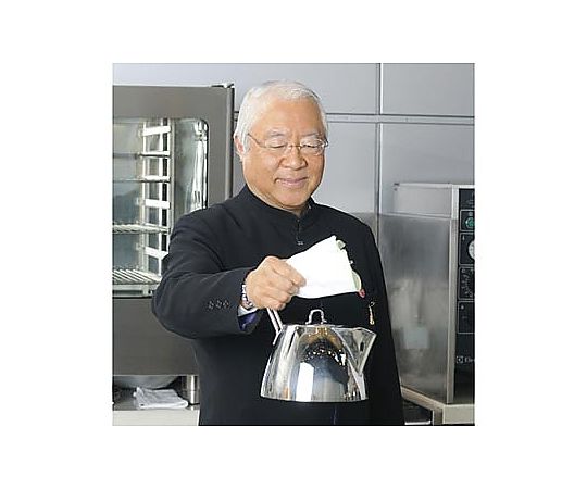 N綿ガーゼふきん5枚入 ギザギザの縁が特徴的な5枚入りのふきんが並べられた様子