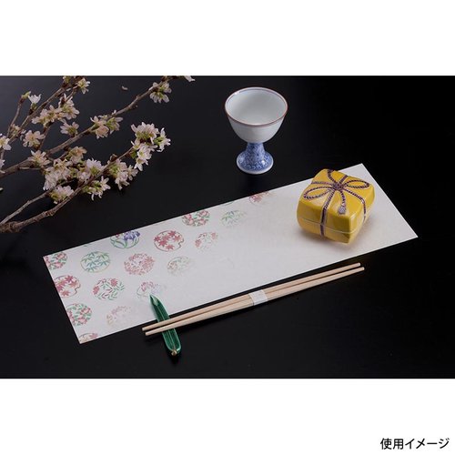 テーブルマット おてもとまっと花雅 もみじ (100枚入) アーテック [ケース販売] パッケージが正面を向いた状態で、鮮やかなもみじ柄が目立つデザイン