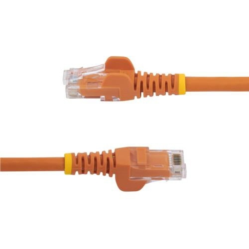 カテゴリ6　LANケーブル　RJ45モールドコネクタ　ツメ折れ防止　7m　オレンジ　1本 オレンジ色のケーブルがコイル状に丸まった状態で、モールドコネクタが正面を向いている。