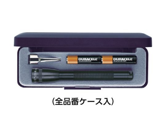 懐中電灯 LEDフラッシュライト ミニマグライト（単4電池2本用） シルバー 光を放つシルバーのコンパクトフラッシュライトが横向きで置かれている状態