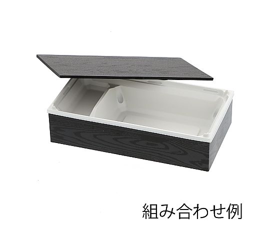 弁当容器 ワン折重 共蓋 70×37 黒焼杉 50枚入 黒い焼杉の容器が整然と並んだ状態