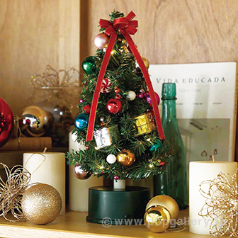 くるくる回るツリー（クリスマス）画像