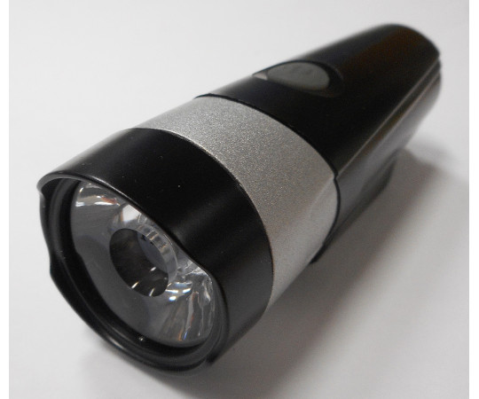 1LEDライト　ブラック 黒を基調とした高輝度のLEDライトが横向きで展示されている状態