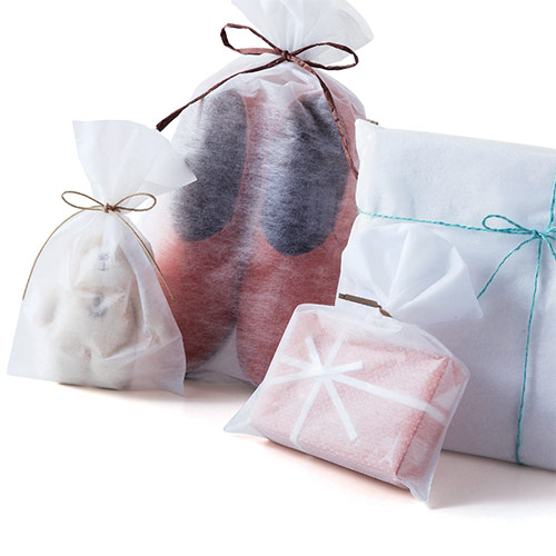 革製品や衣類の発送に便利な不織布バッグ