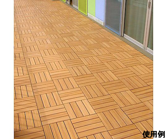 300x300x27mm 連結マット(木目) 淡い木目調の表面が目を引く整然としたマット。