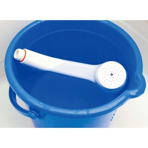 除菌剤 ニュートラルクロルクリーン ハイテナー 18kg アーテック 大きな容器が横向きで置かれている、ラベルに詳細な情報が記載されている状態