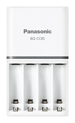 充電式エボルタ　単３形　４本付　急速充電器セット画像