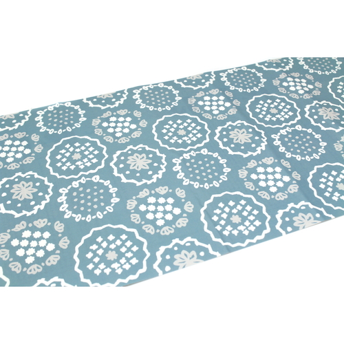 mt　リメイクシート　New　Type　SOU・SOU　花刺繍 花柄が施されたリメイクシートの包装が正面から見える状態