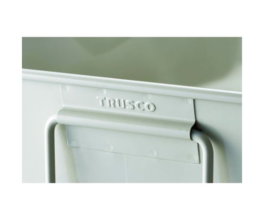 大型パーツBOX　有効内寸530X380X149 透明なプラスチックケースに収納された複数のパーツが整然と並ぶ様子