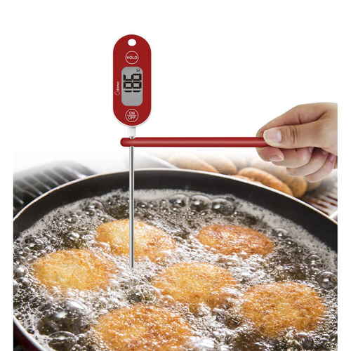 料理用温度計　防水クッキング温度計　レッド 温度表示部分が近くで見える状態、クリアなディスプレイと赤いハンドルが特徴的。