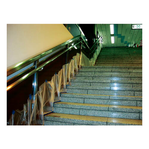 手で切りやすく、糊残りしにくい養生テープ