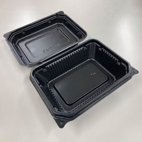弁当容器 BF-610 黒B シーピー化成 黒い弁当容器が真上から見える状態で、蓋がしっかり閉まっている様子。
