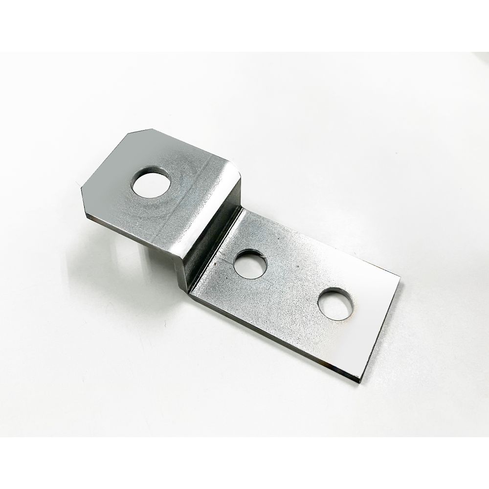 ガルバリウム製ラボシェルフ　30×83×18mm　固定金具セット　4個画像