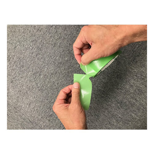 手で切りやすく糊残りしにくい養生テープ