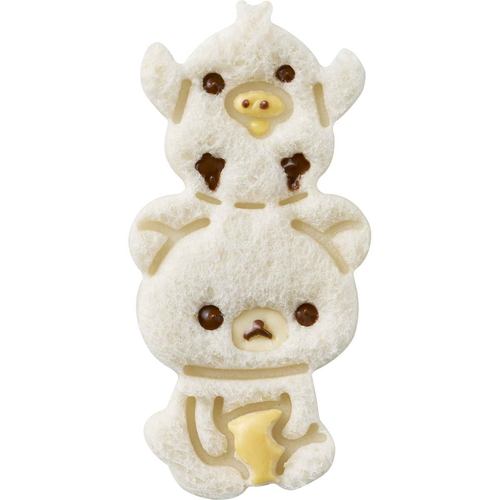 食パン抜き型 トーストマン リラックマ トーストスティック キャラクター キャラクターの形が浮き出たカラフルな抜き型が並んでいる様子
